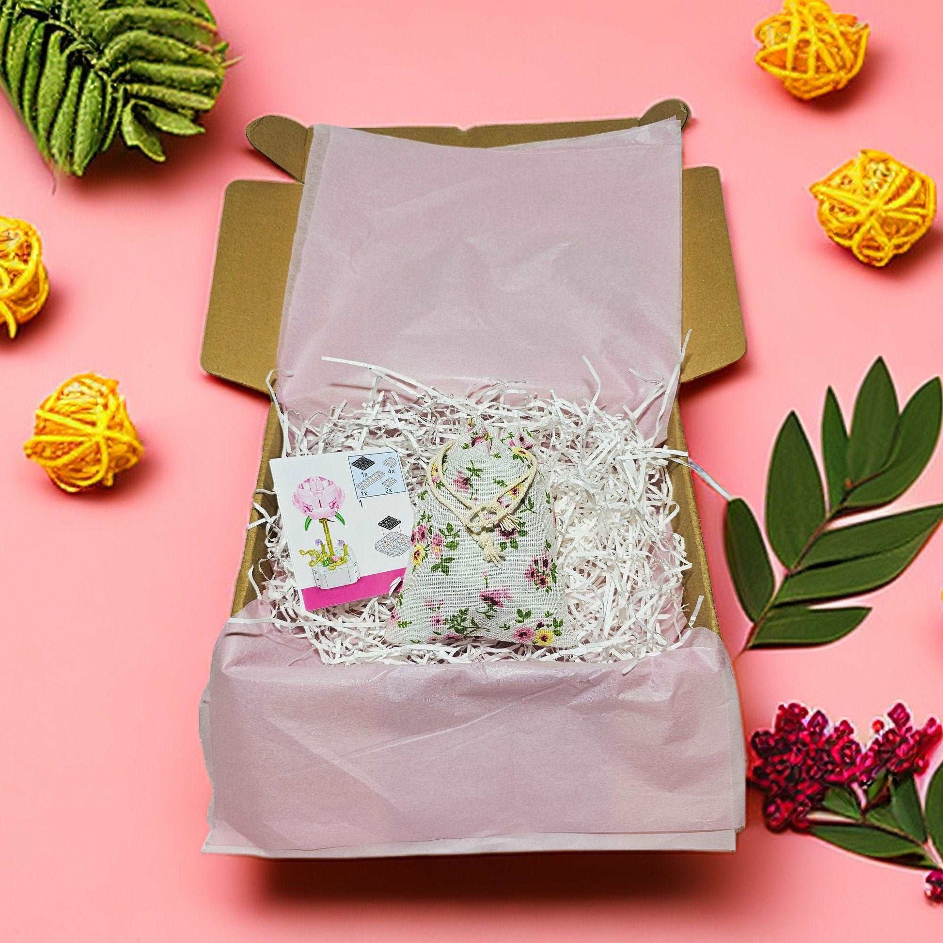 GIFT SET - Epiphyllum Cactus DIY Floral Bliss: Craft Your Own Eternal Garden with Flower Building Block Kits - Builditfy