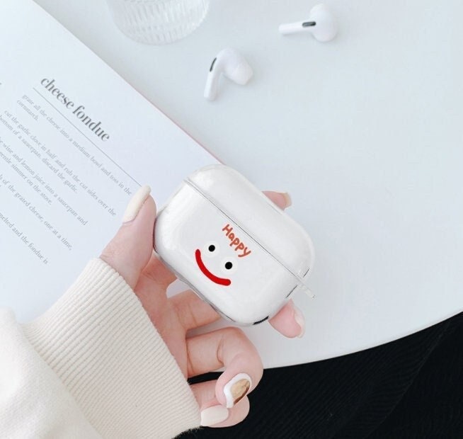 Smiley Face AirPods Case - Cute Protective Cover for AirPods 1, 2 & Pro (1st Gen) - Charming Earbud Accessory - Builditfy