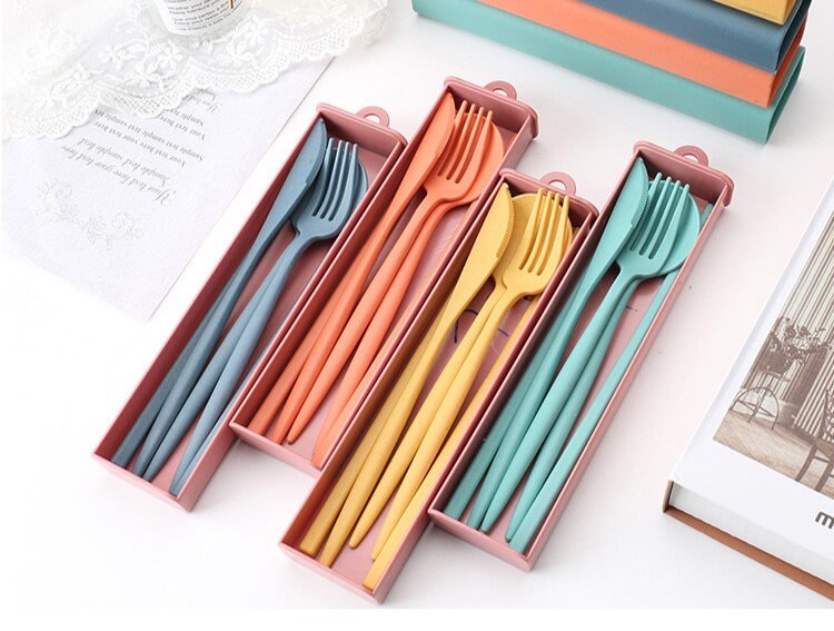 Eco-Friendly Wheat Straw Cutlery Set: Sustainable Dining On-the-Go - Builditfy