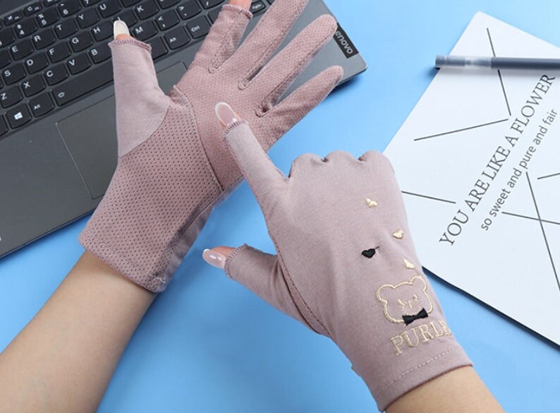 Fingerless Cotton Gloves - Summer Gloves for Smartphone Users - Builditfy