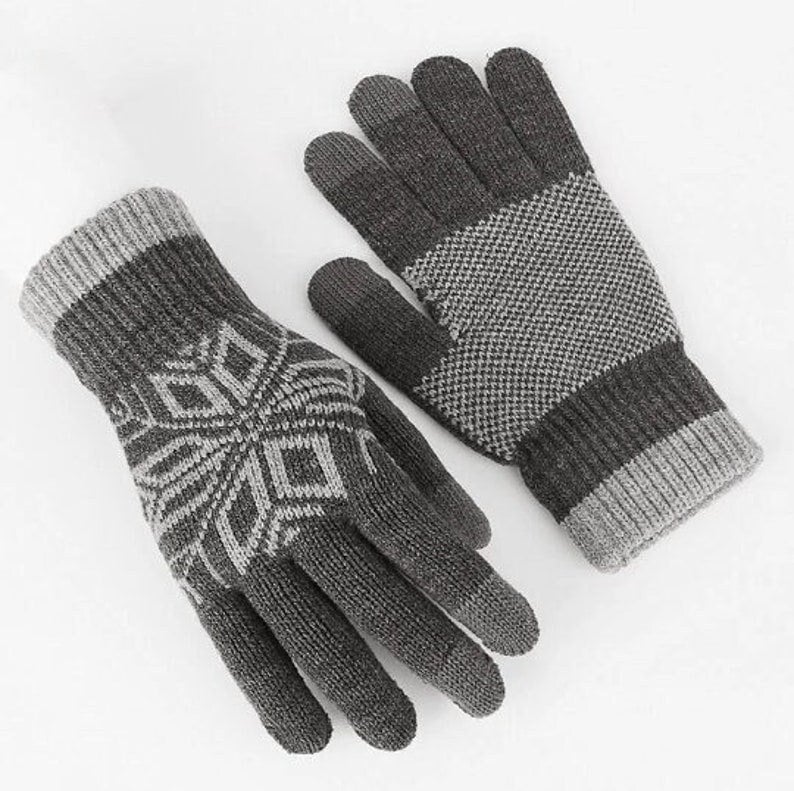 Unisex Winter Nap Gloves for Men and Women, Warm and Cozy Cotton Gloves for Smartphone Users - Builditfy