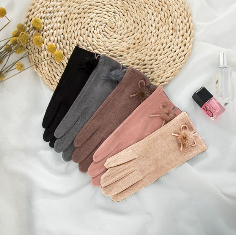 Touchscreen Gloves for Women - Thin Cotton Gloves for Smartphone Use - Builditfy