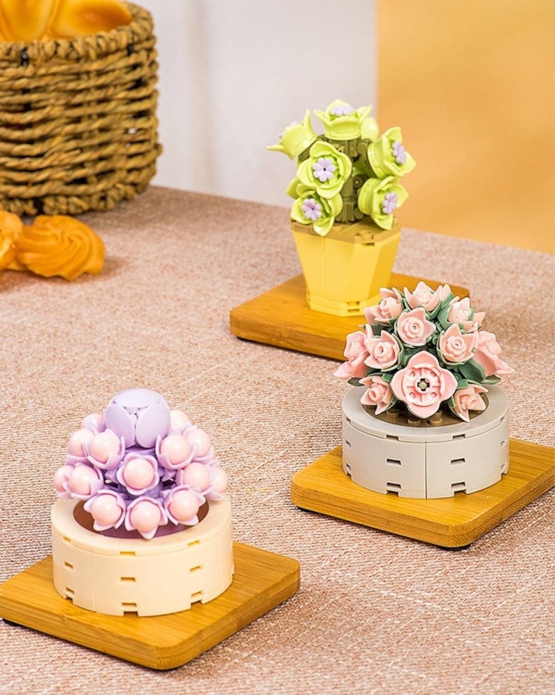 DIY Blooming Succulent Potted Plant - Building Block Flowers that Never Wilt - Create Your Own Sustainable Indoor Garden - Builditfy